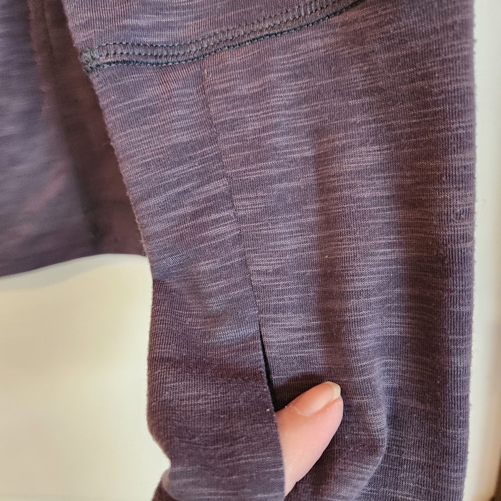 Title Nine Long Sleeve V-Neck Tee Thumbholes Dark Heather Gray Size S Athleisure - Picture 6 of 10